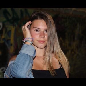 Meet your Posher, Frederique